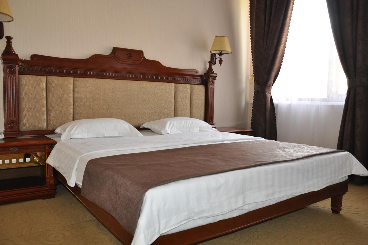 Firuz Hotel Khujand Room photo